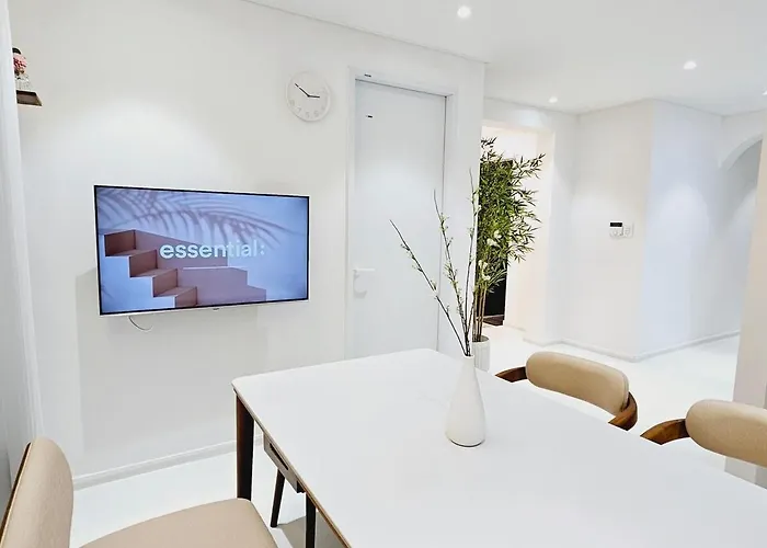 公寓 #hongdae Sangsu Station 5 Minutes #bathroom 2 #starbucks,convenience Store 1 Minute #hongdae Street